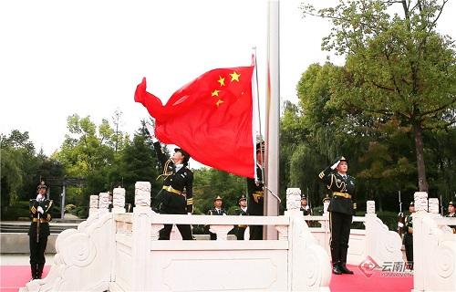 卑鄙的小妖精